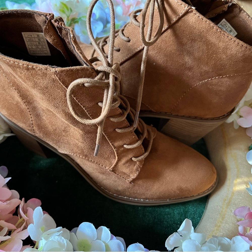 Brown boots